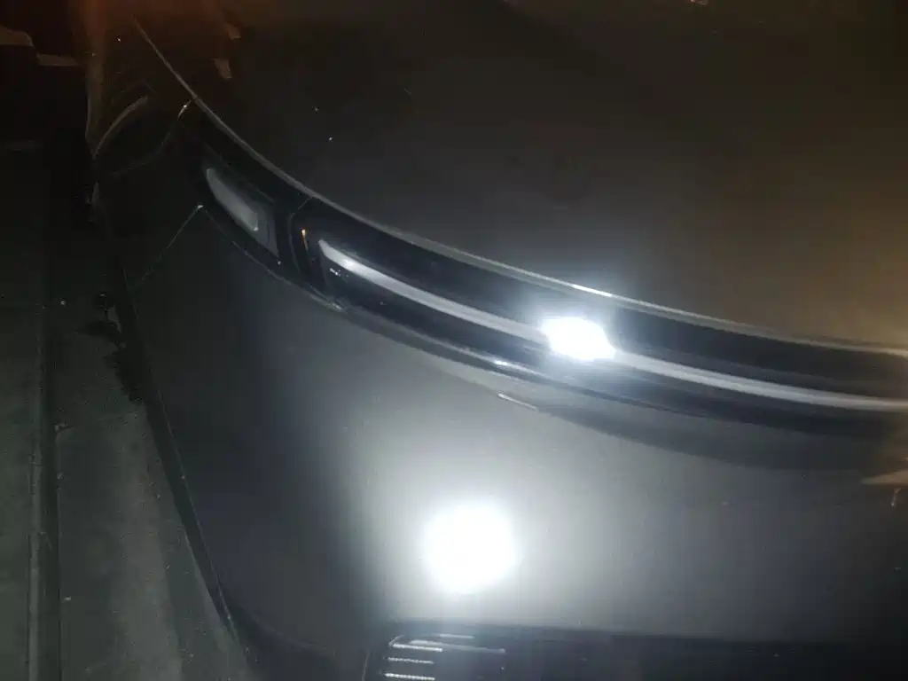Li Auto Li L9 — миниатюра 7