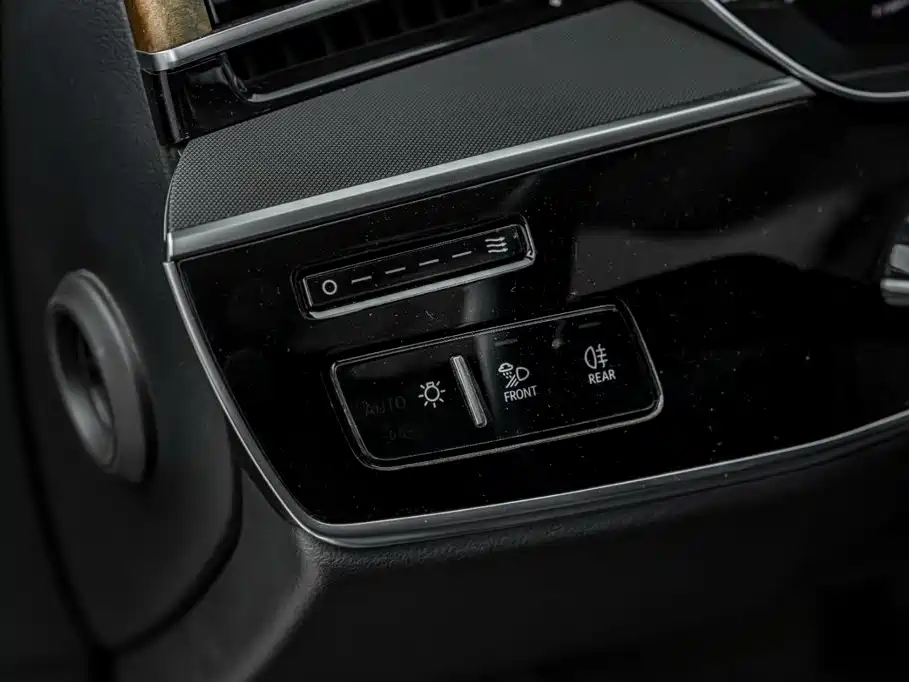 Audi A8 — миниатюра 14
