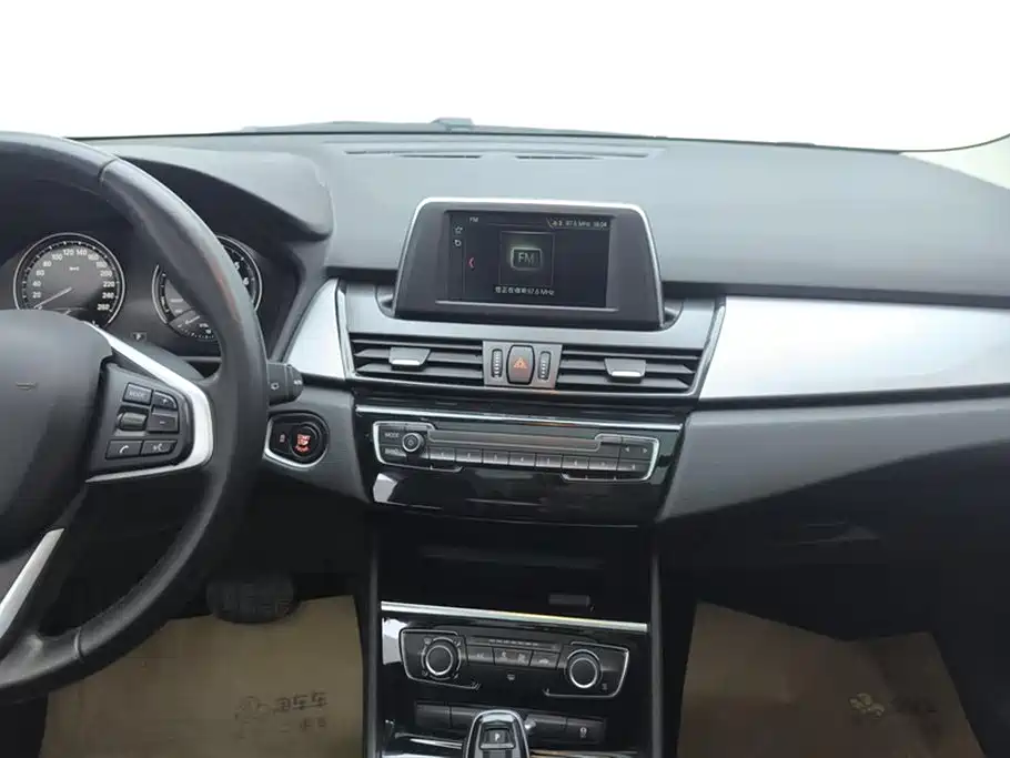 BMW 2 SERIES MULTIFUNCTIONAL STATION WAGON