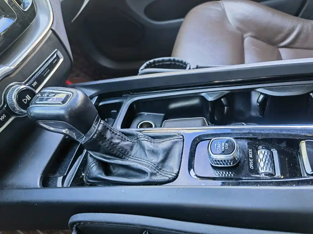Volvo XC60 — миниатюра 12