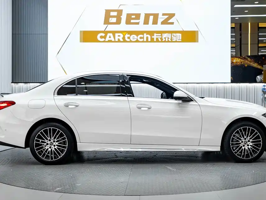 Mercedes-Benz C-Class — миниатюра 4
