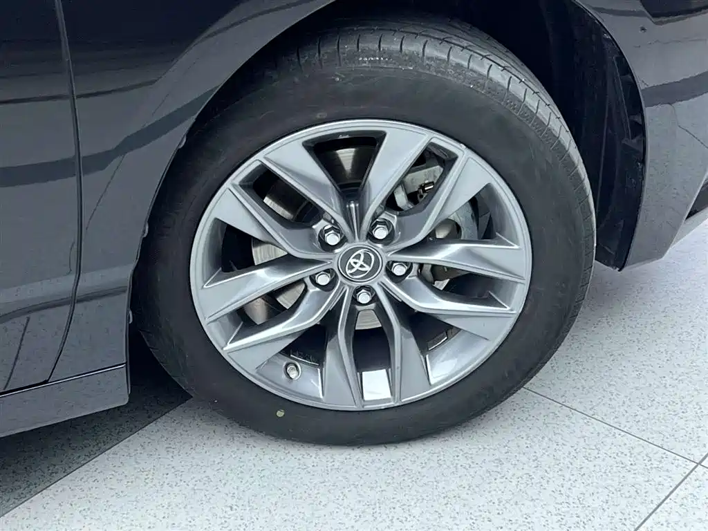 Toyota Avalon 2021 2.5L Luxury