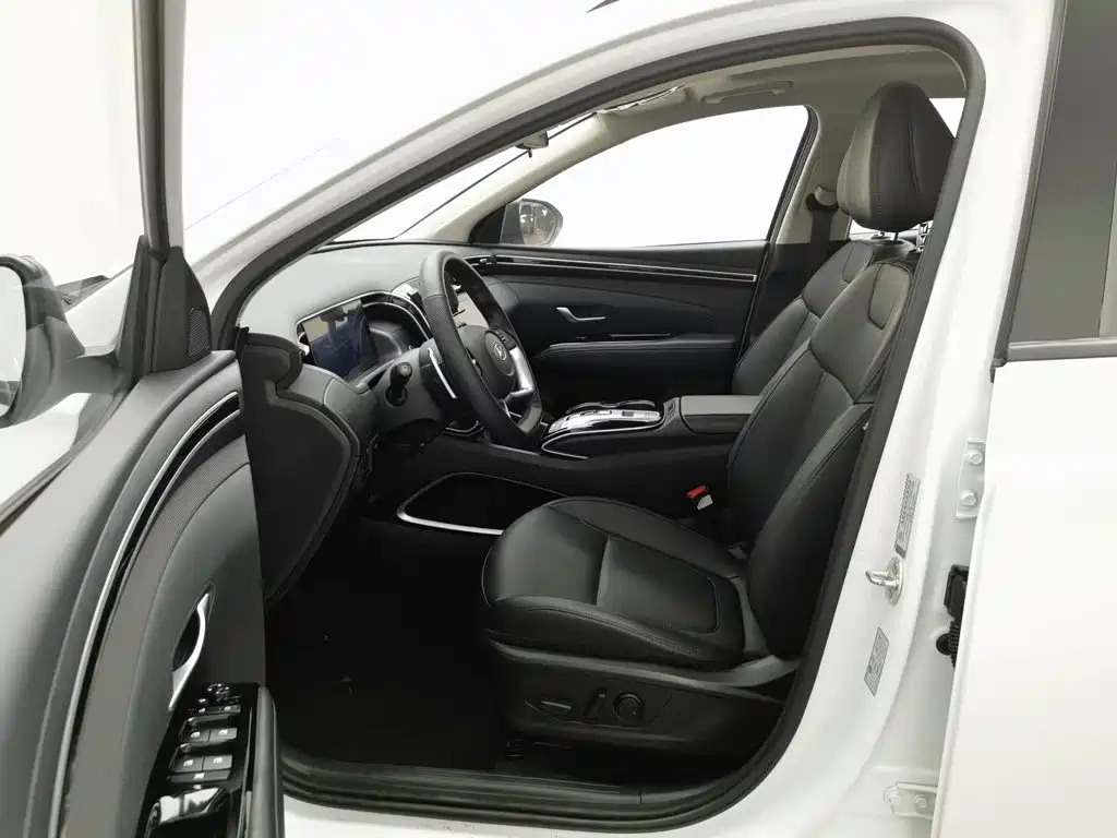 Hyundai Tucson — миниатюра 10