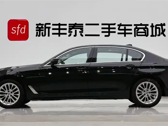 BMW 5 Series 5 2022 525Li Luxury