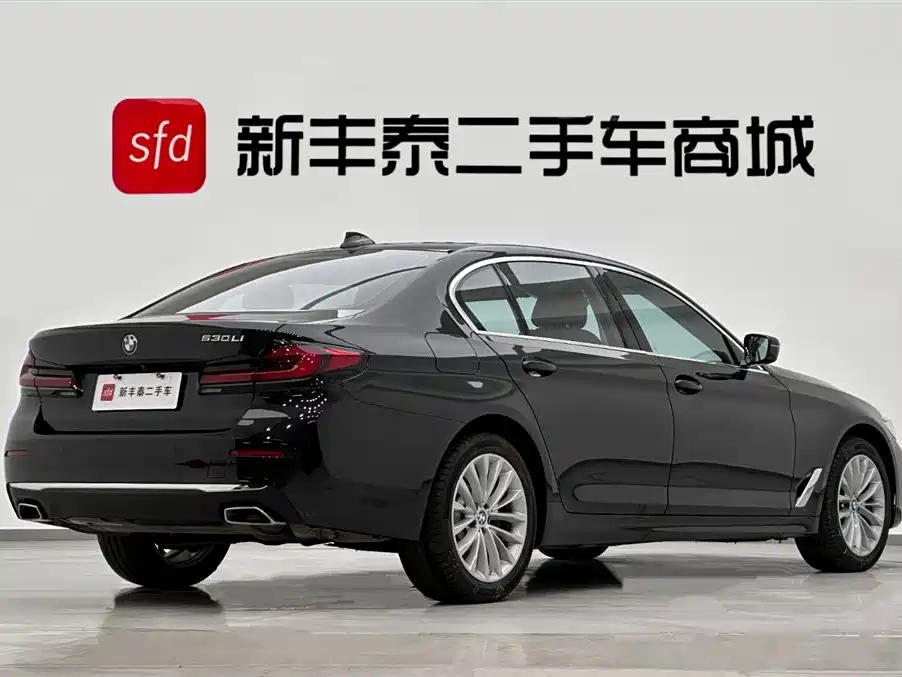 BMW 5 Series 5 2022 525Li Luxury