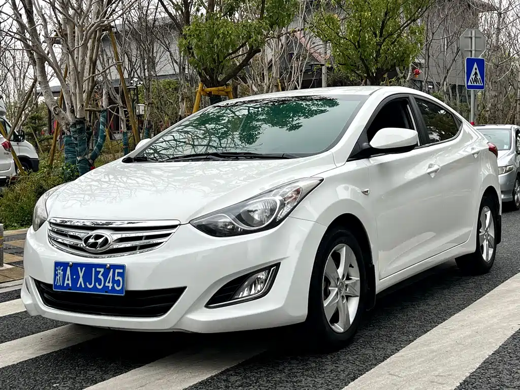 Hyundai Elantra Langdong 2014