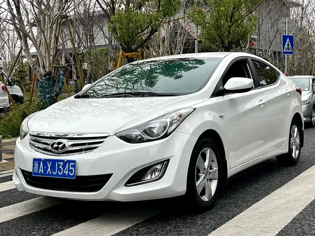 Hyundai Elantra Langdong