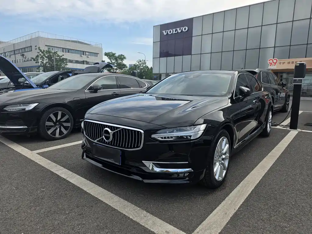 Volvo S90 2020