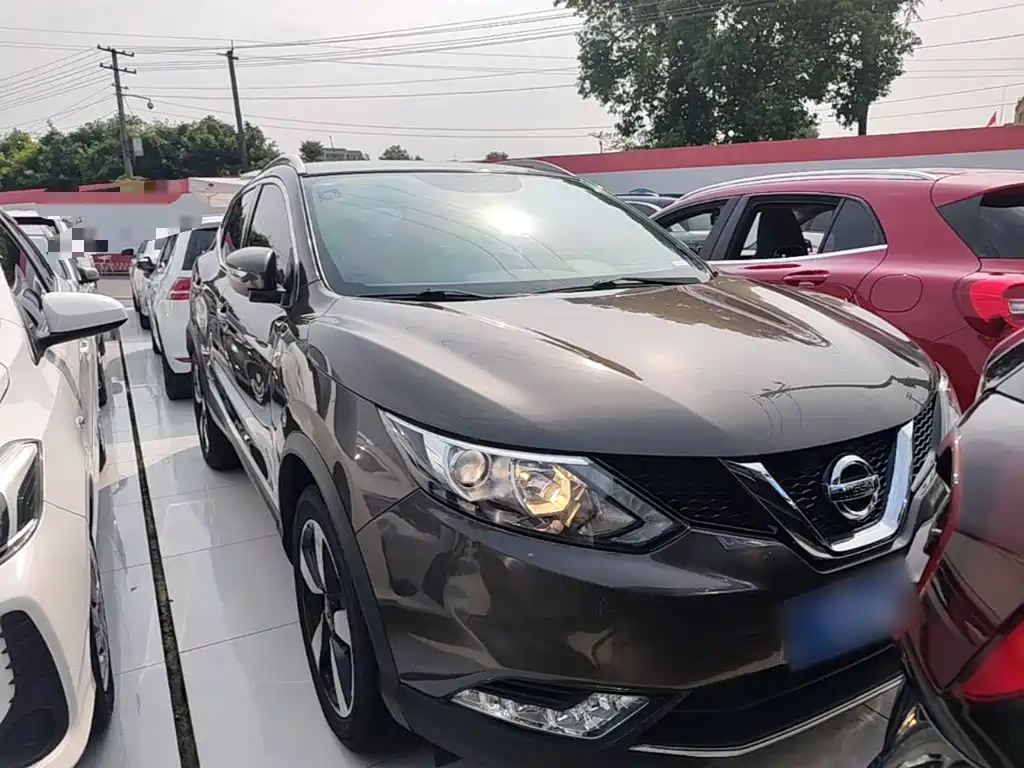 Nissan Qashqai 2017 2.0L CVT Smart V