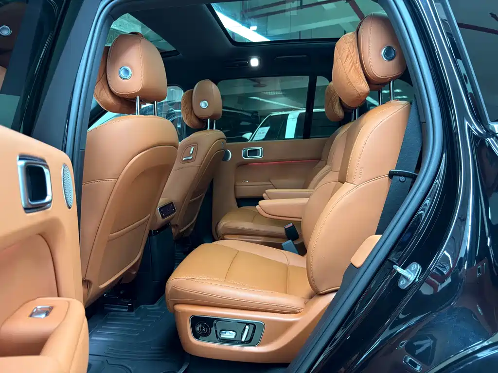 Li Auto Li L8 — миниатюра 9