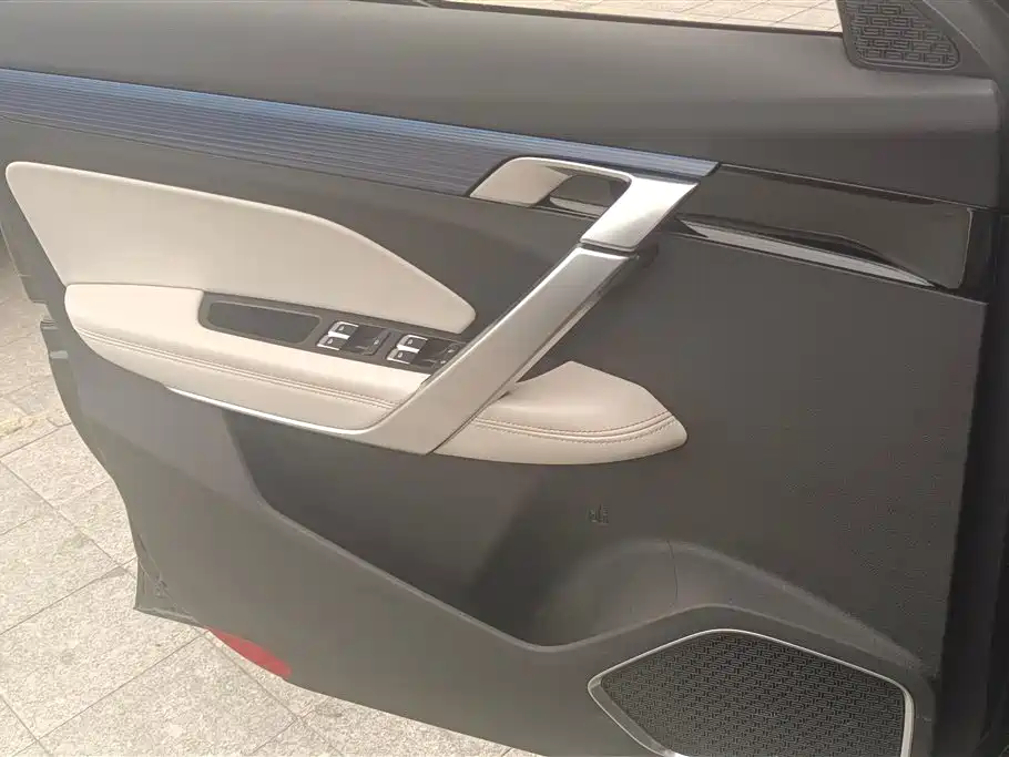 GEELY AUTOMOBILE BOYUE