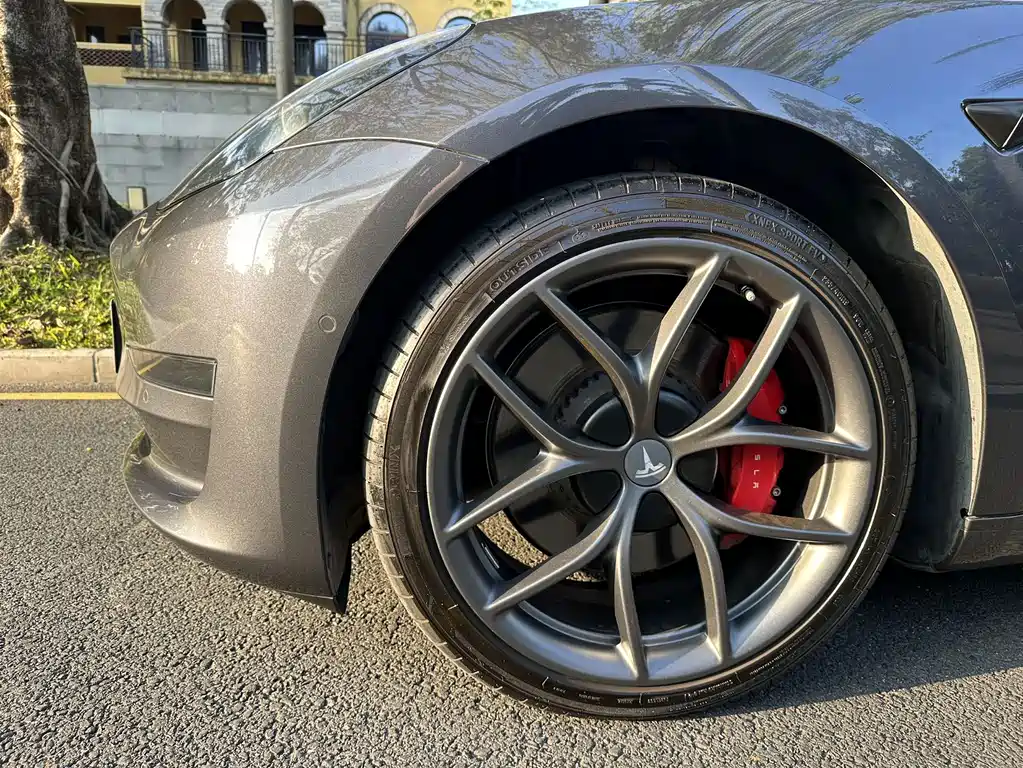 Tesla Model 3 — фотографии объявления, Фото 11