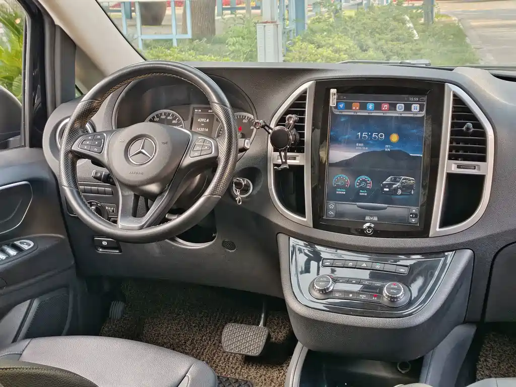 Mercedes-Benz Vito — миниатюра 12