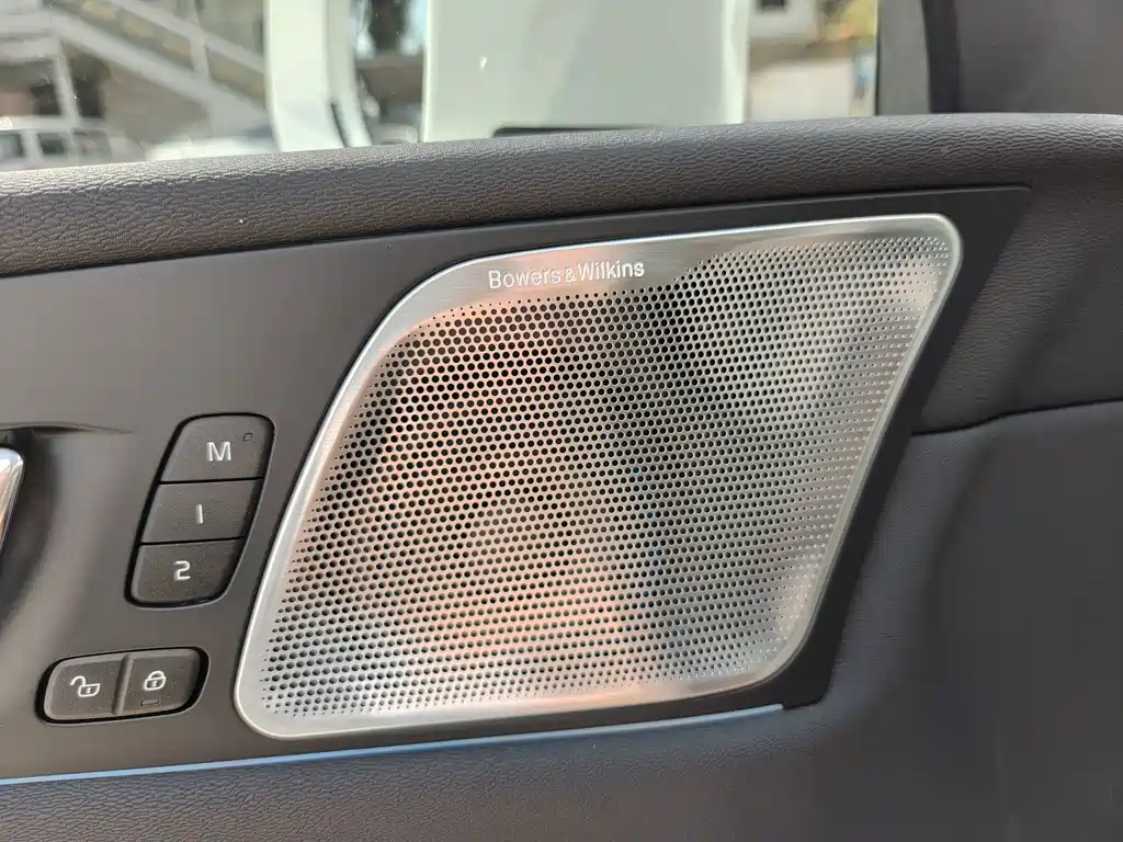 Volvo XC60 — миниатюра 18