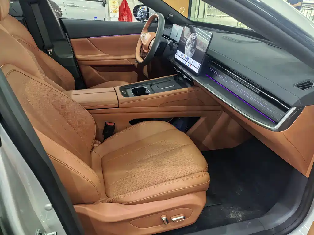 Dongfeng eπ007 2025 565 Max