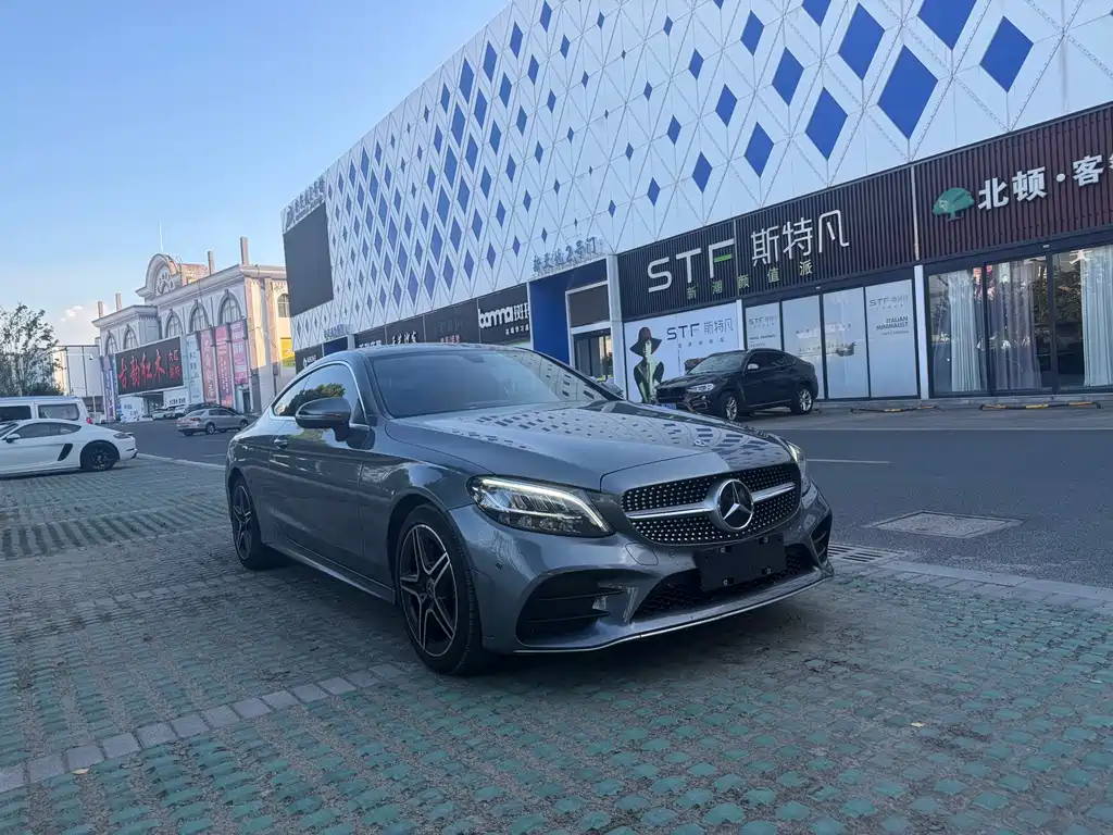 Mercedes-Benz C-Class (Import) — миниатюра 3