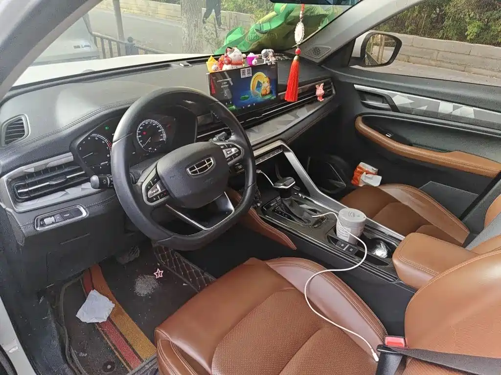 Geely Vision X6 — миниатюра 5