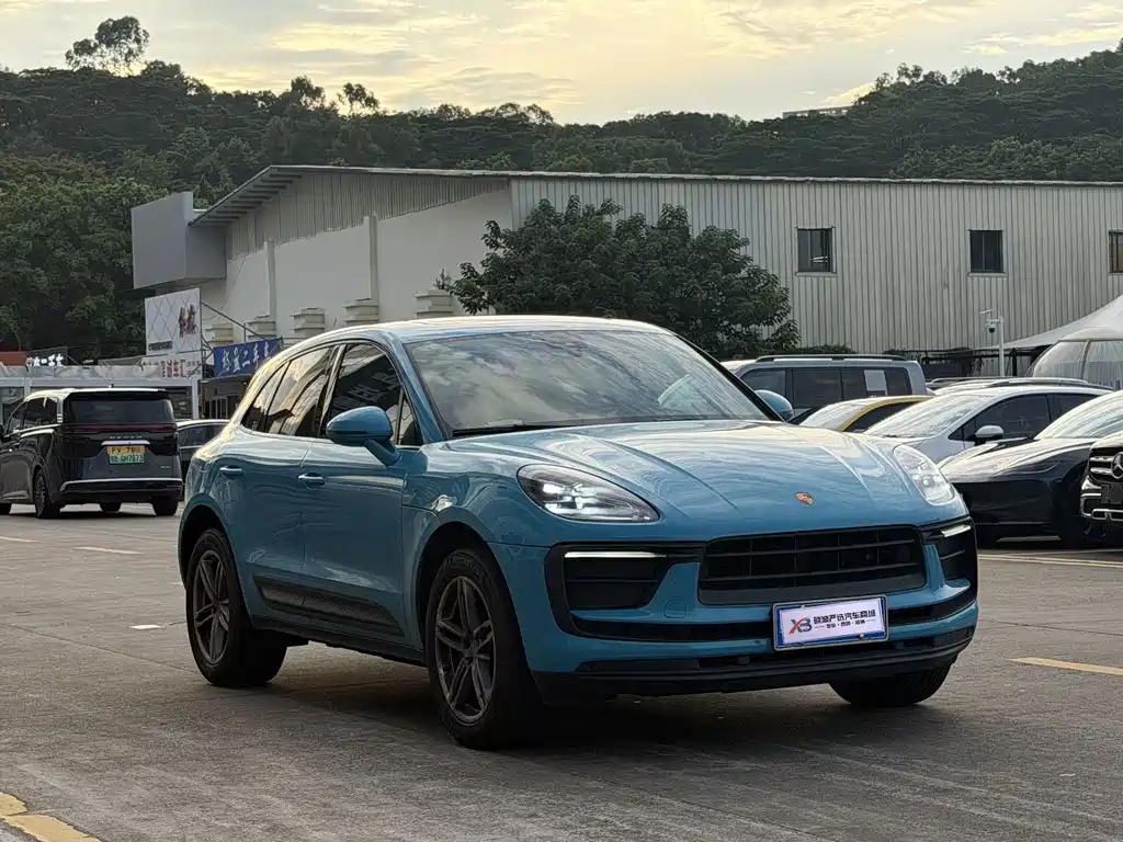 Porsche Macan — миниатюра 6