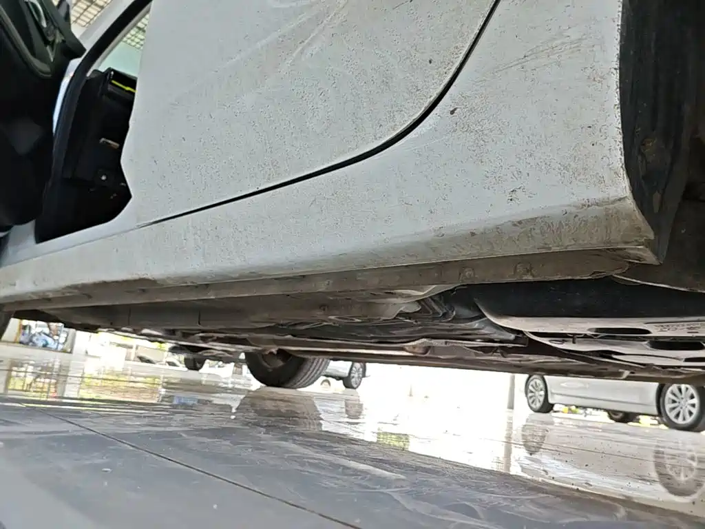Roewe i5 — миниатюра 22