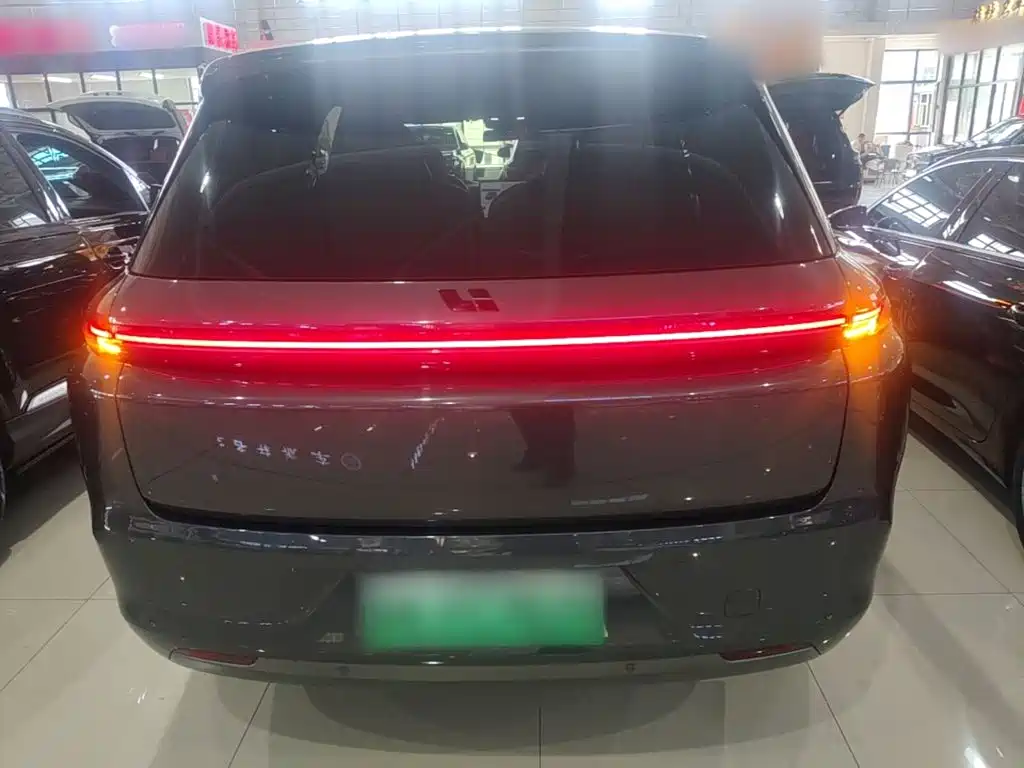 Li Auto Li L8 — миниатюра 6