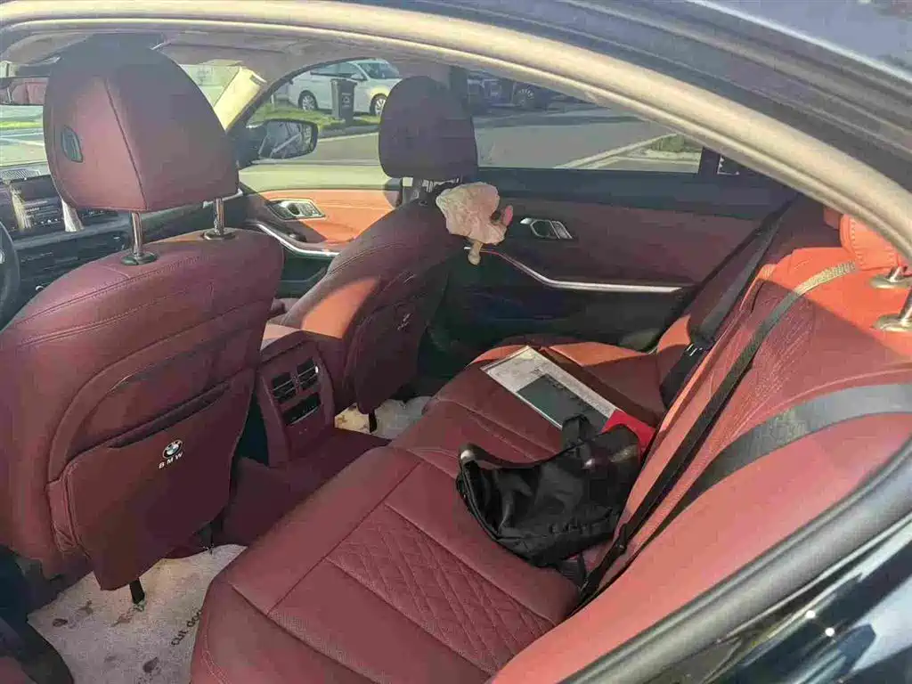 BMW 3 Series — миниатюра 4