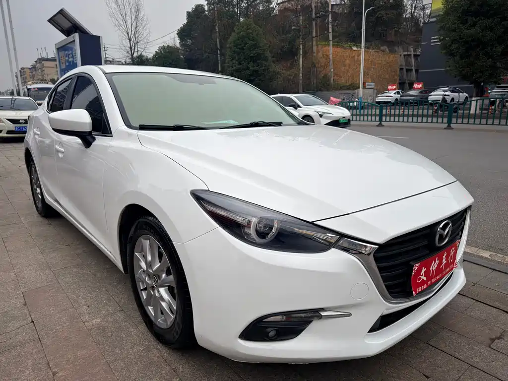 MAZDA 3 ANGKESAILA