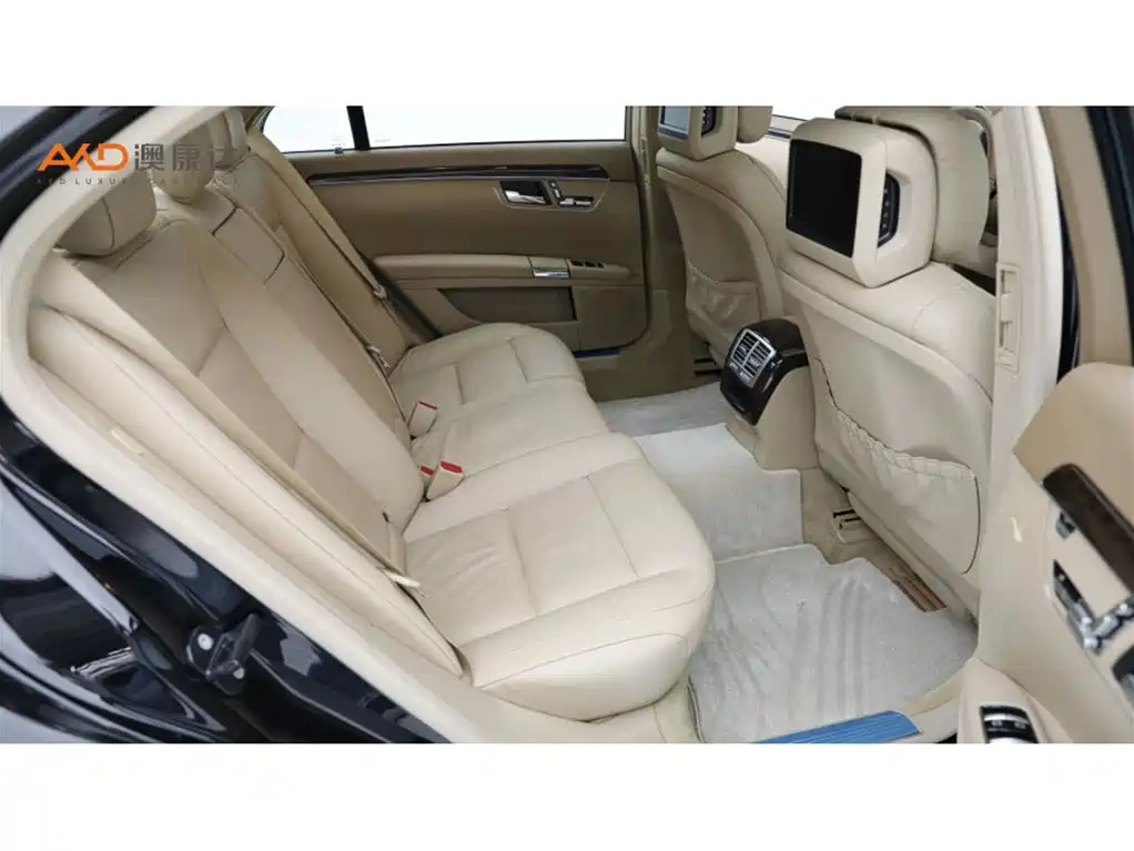 Mercedes-Benz S-Class — миниатюра 8