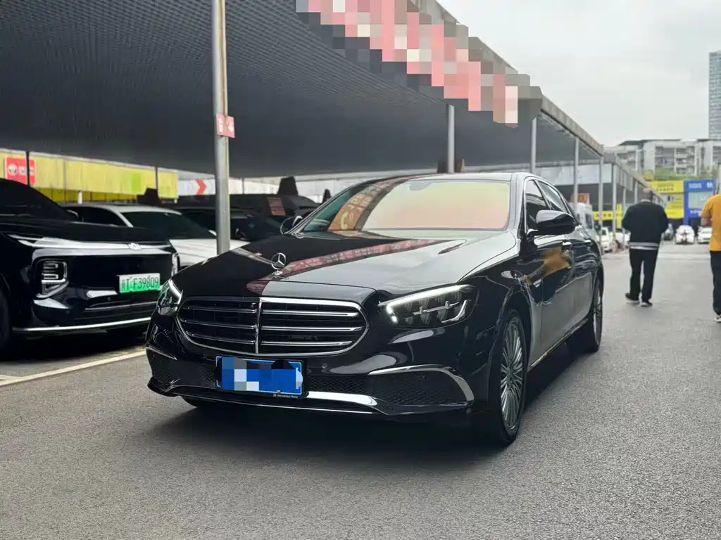 Mercedes-Benz E-Class 2023