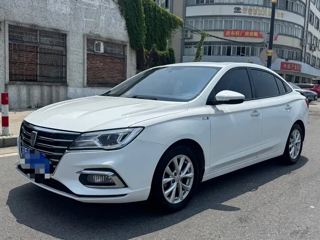 Купить Roewe i5