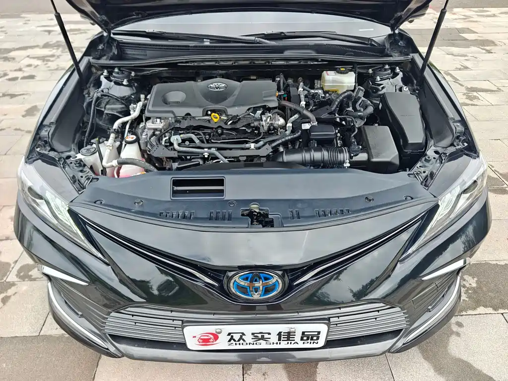 Toyota Camry — миниатюра 26