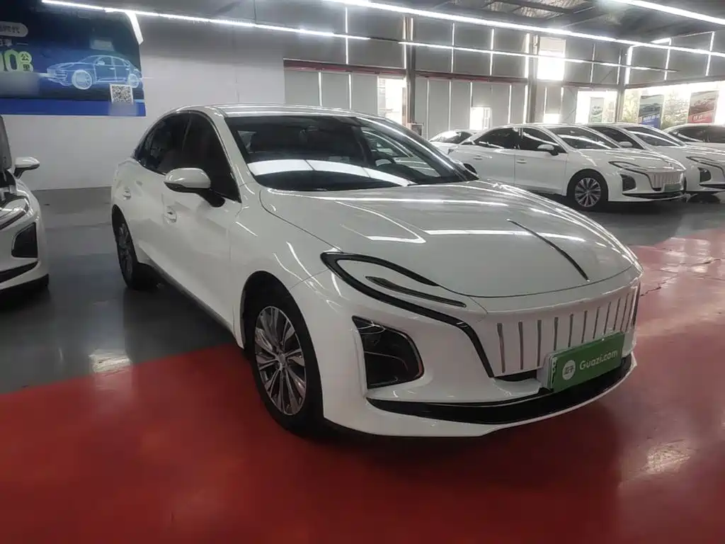 Hongqi Hongqi E-QM5 — миниатюра 4