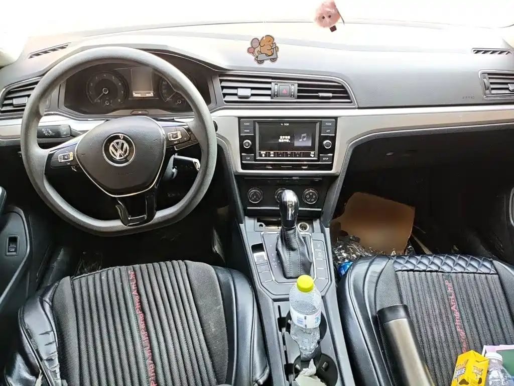 Volkswagen Lamando — миниатюра 10