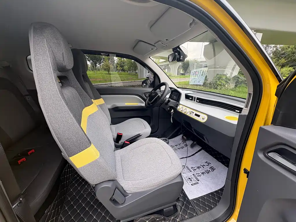 Wuling MINIEV — миниатюра 13