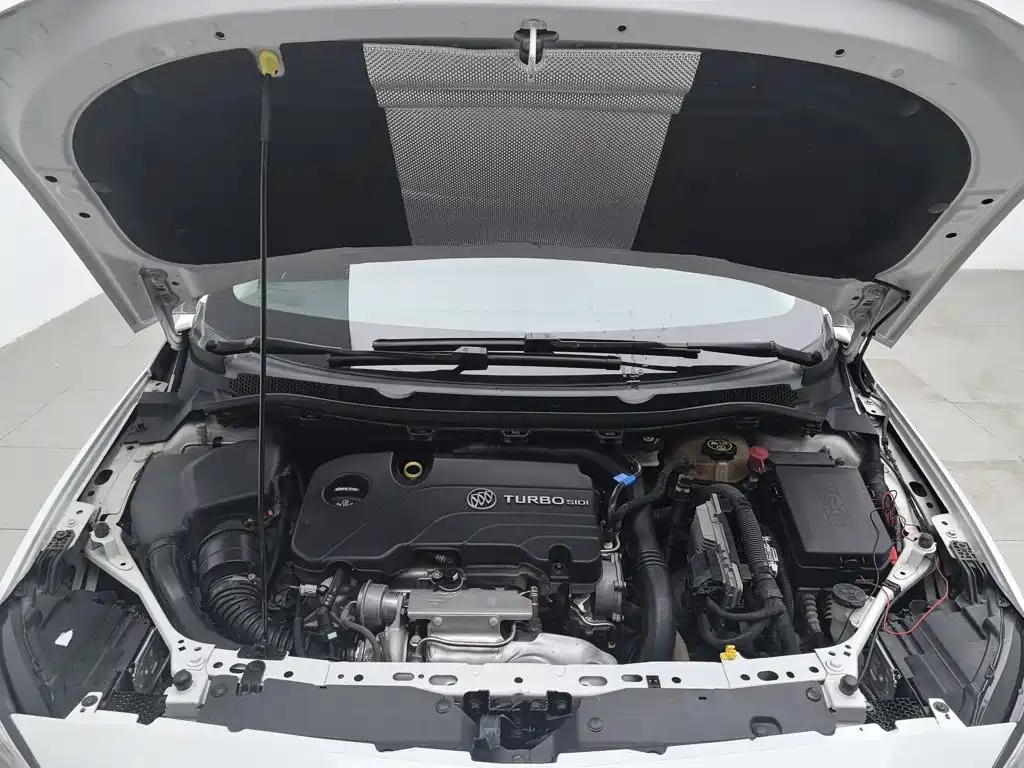 Buick Verano — миниатюра 6