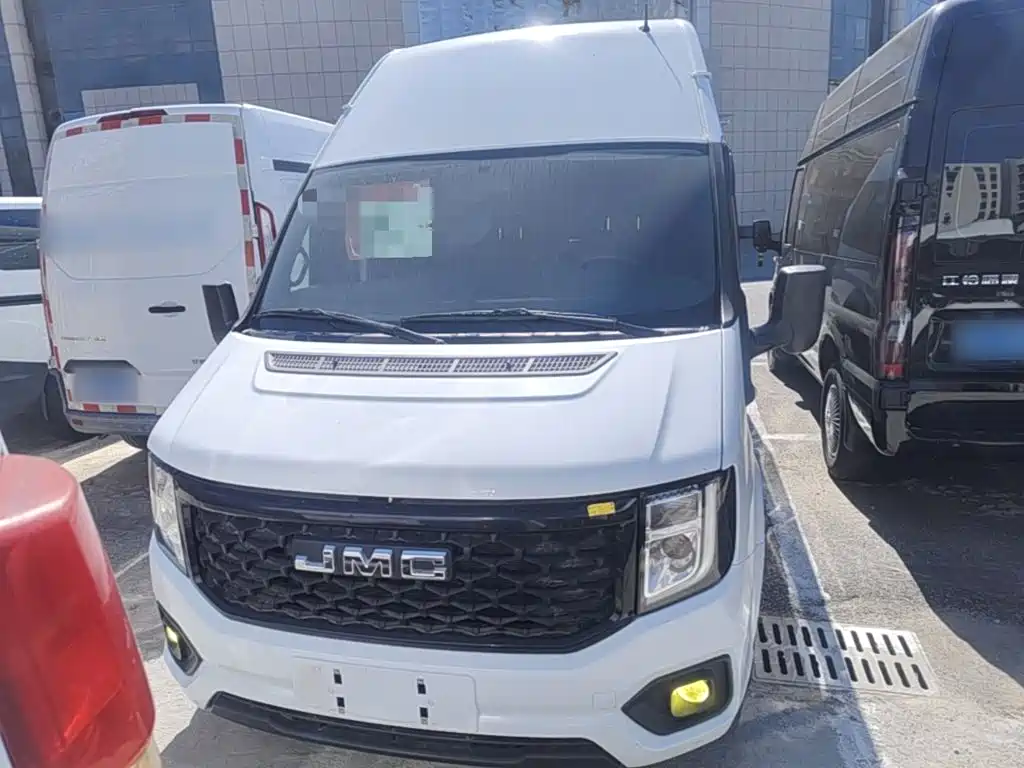 JMC JMC Fushun — миниатюра 3
