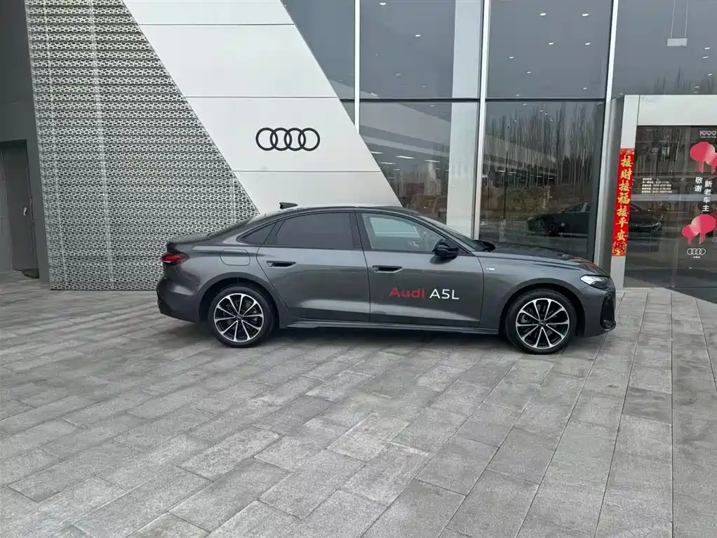 AUDI A5L
