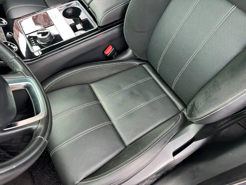 Land Rover Velar — миниатюра 9