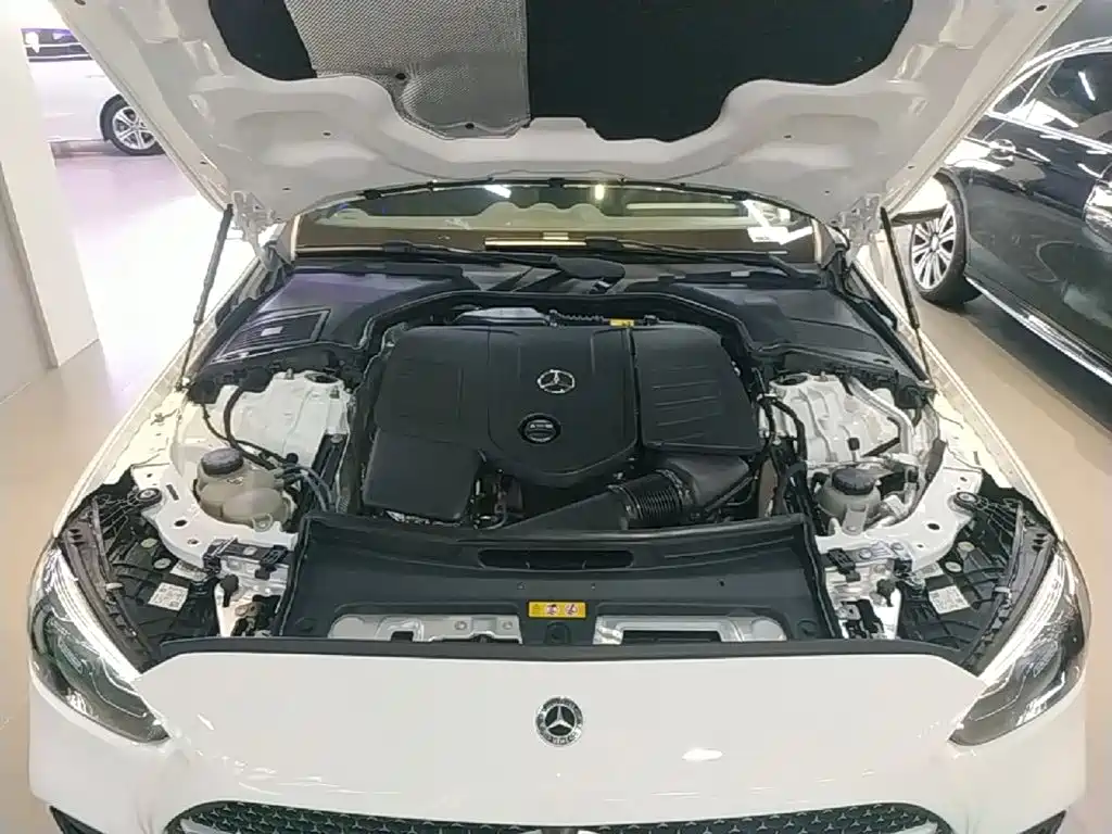 Mercedes-Benz C-Class — миниатюра 20