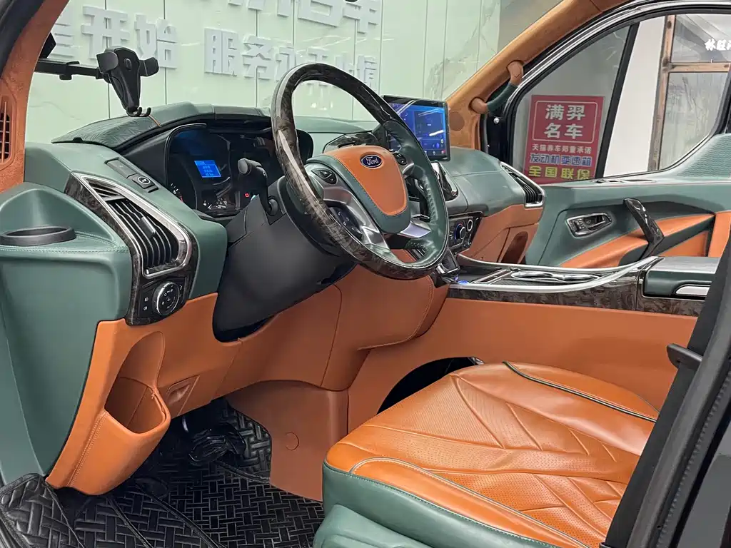 Ford Tourneo 2020 2.0T AT VI