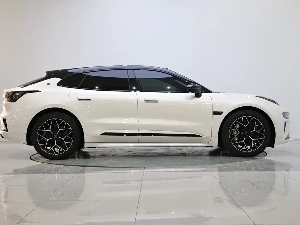 ZEEKR EXTREME KRYPTON 001