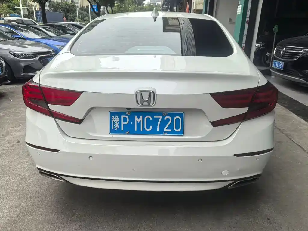 Honda Accord — миниатюра 3