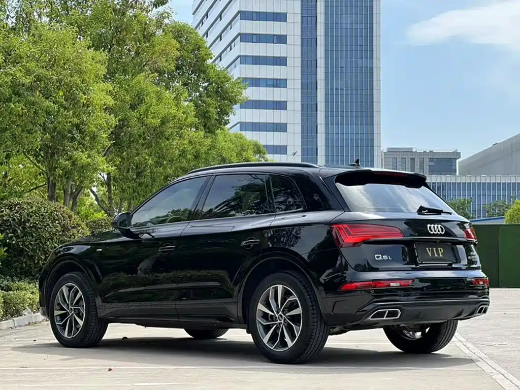 Audi Q5L — миниатюра 4
