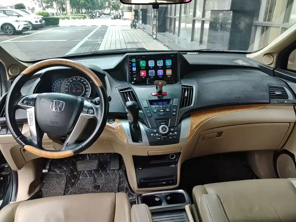 Honda Odyssey — миниатюра 4
