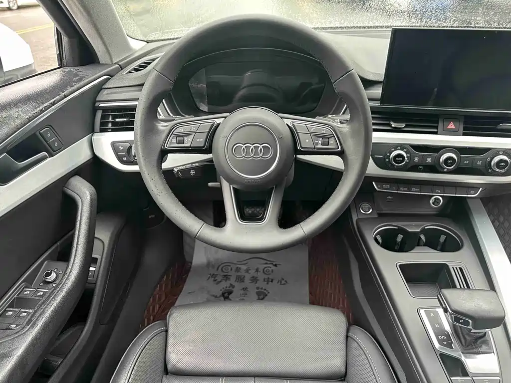 Audi A4L 2022 40 TFSI Fashion