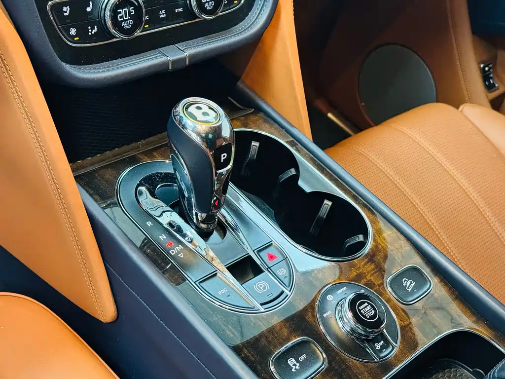 Bentley Bentayga — фотографии объявления, Фото 18