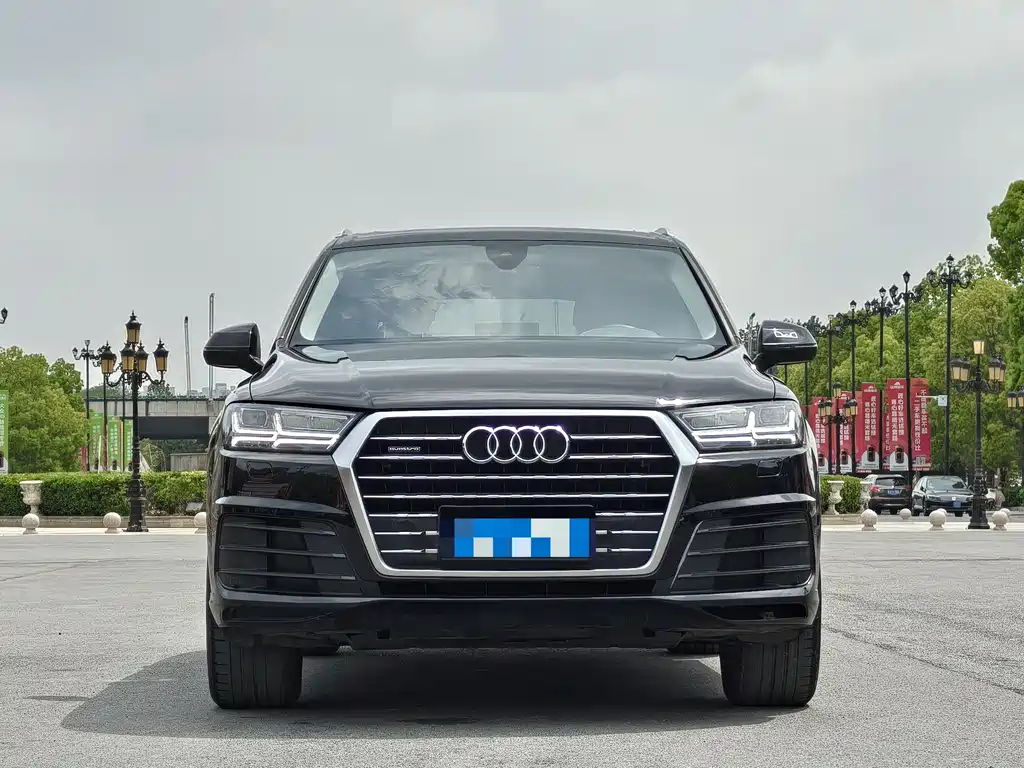 Audi Q7 2018 40 TFSI Comfort