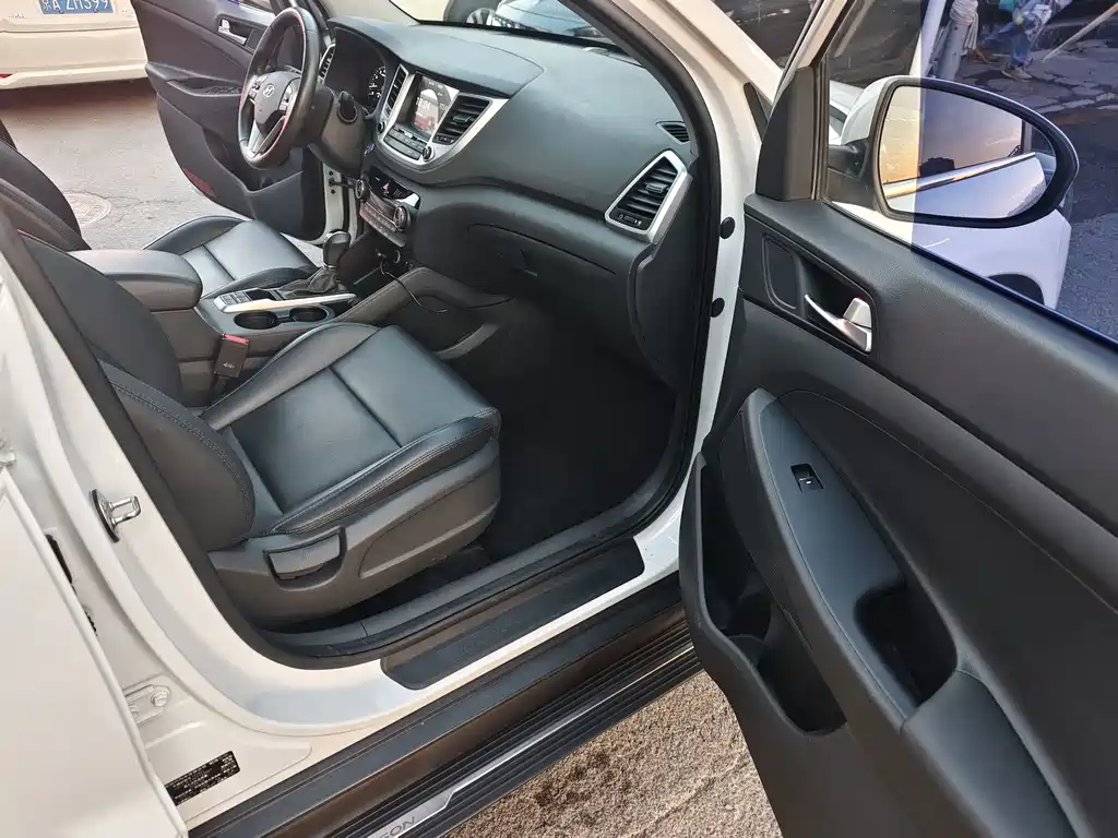Hyundai Tucson — миниатюра 11