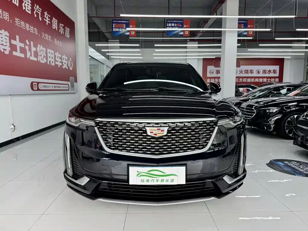 Cadillac XT6 2022 2.0T мест