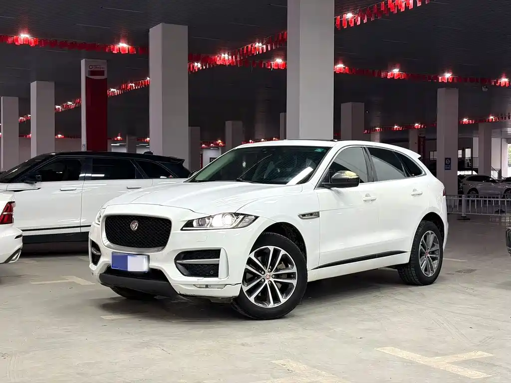 Jaguar F-PACE 2017