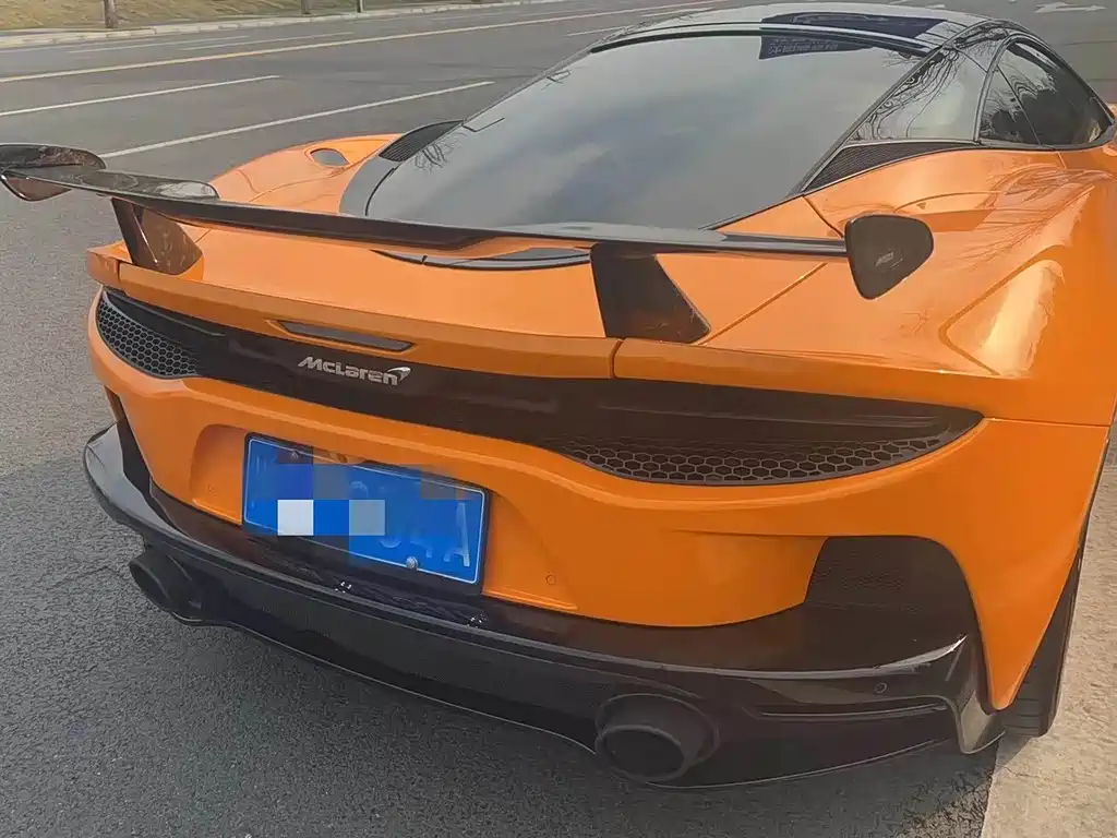 MCLAREN GT